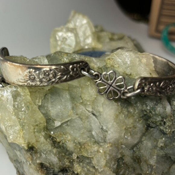 Bracelet - Picture 5 of 6